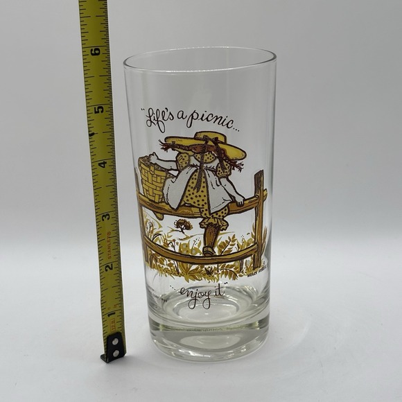 Vintage Holly Hobbie Glass Life's A Picnic Enjoy It American Greetings 1969 - Picture 8 of 8